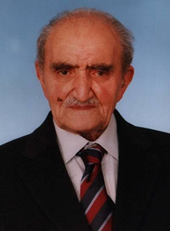 Şefik Can